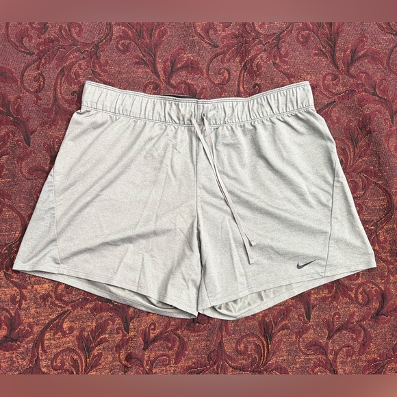 Nike Running Shorts - Picture 1 of 3